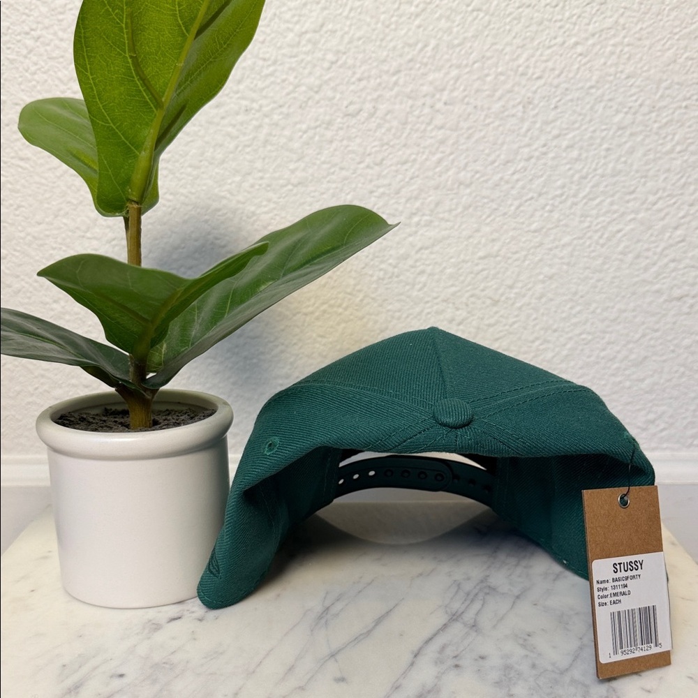 NWT Stussy Basic 9FORTY Emerald Green Adjustable Cap New Era A-Frame - Picture 3 of 6